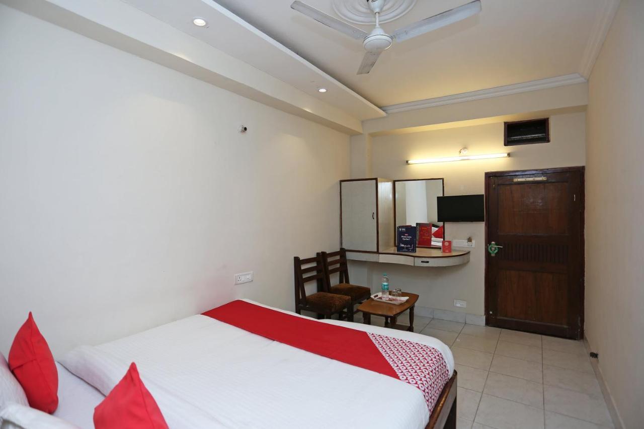 Oyo 4956 Hotel Maharaja Palace Κανπούρ Εξωτερικό φωτογραφία