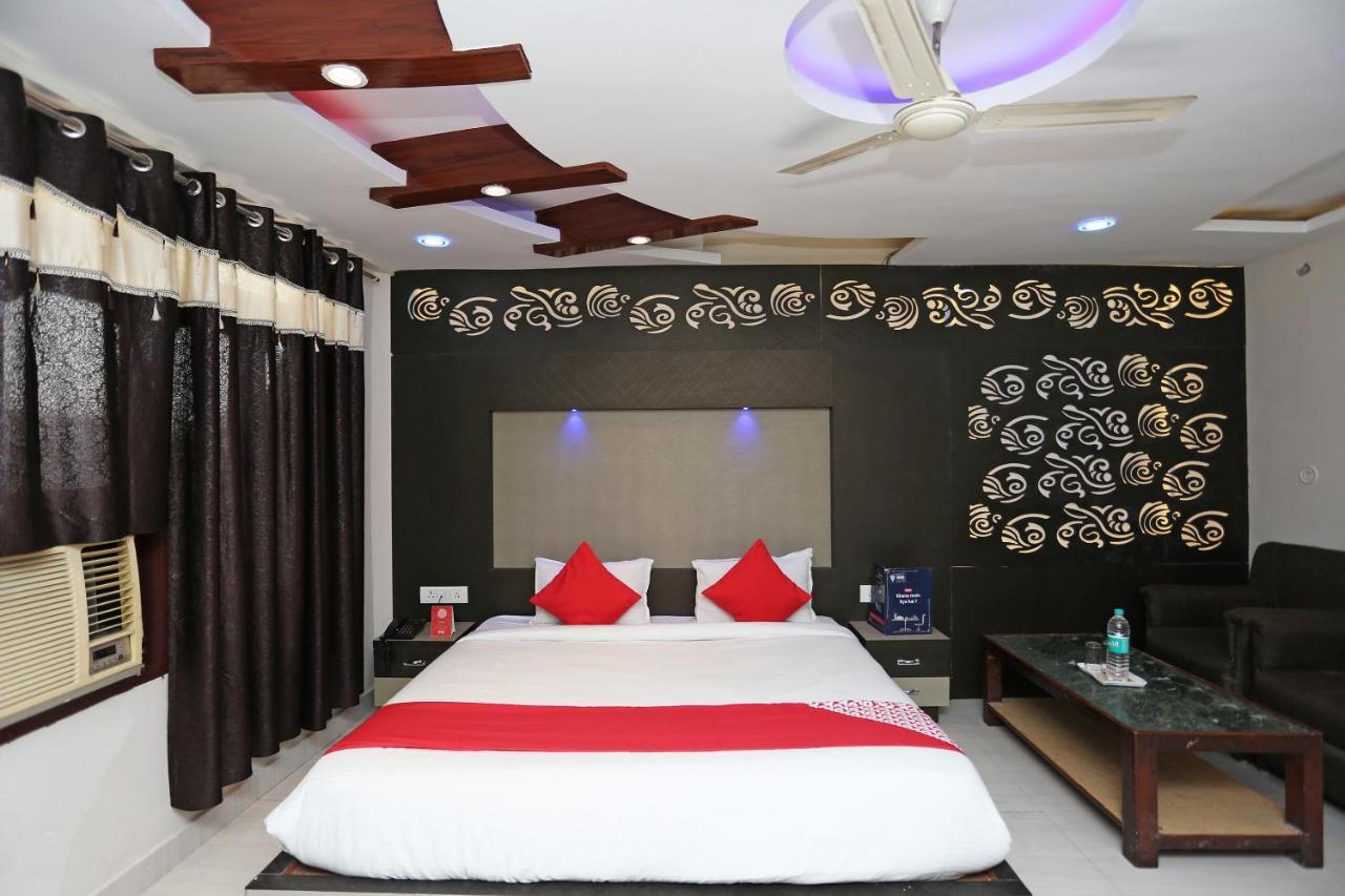 Oyo 4956 Hotel Maharaja Palace Κανπούρ Εξωτερικό φωτογραφία