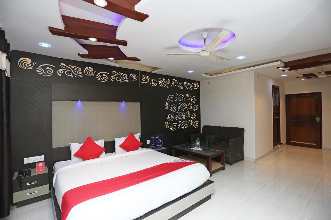 Oyo 4956 Hotel Maharaja Palace Κανπούρ Εξωτερικό φωτογραφία