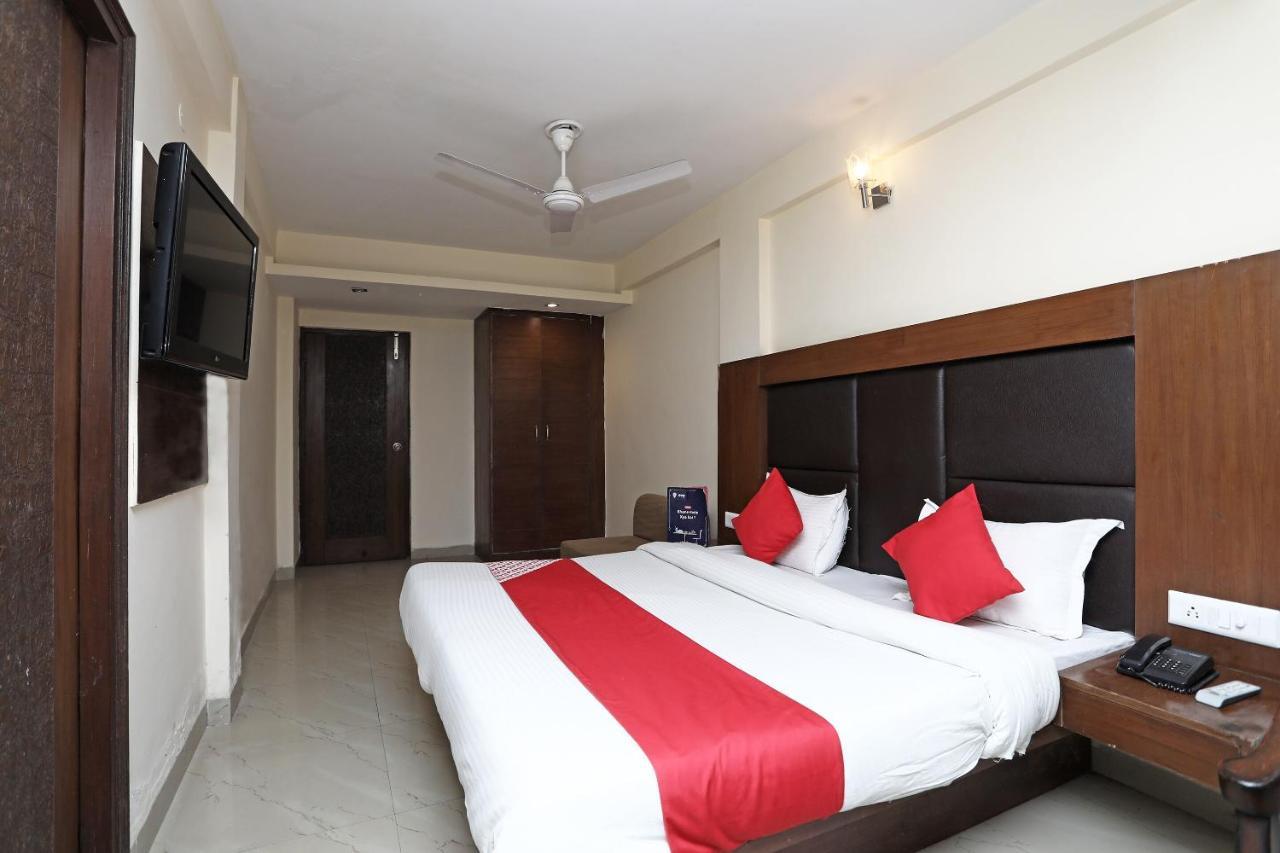 Oyo 4956 Hotel Maharaja Palace Κανπούρ Εξωτερικό φωτογραφία