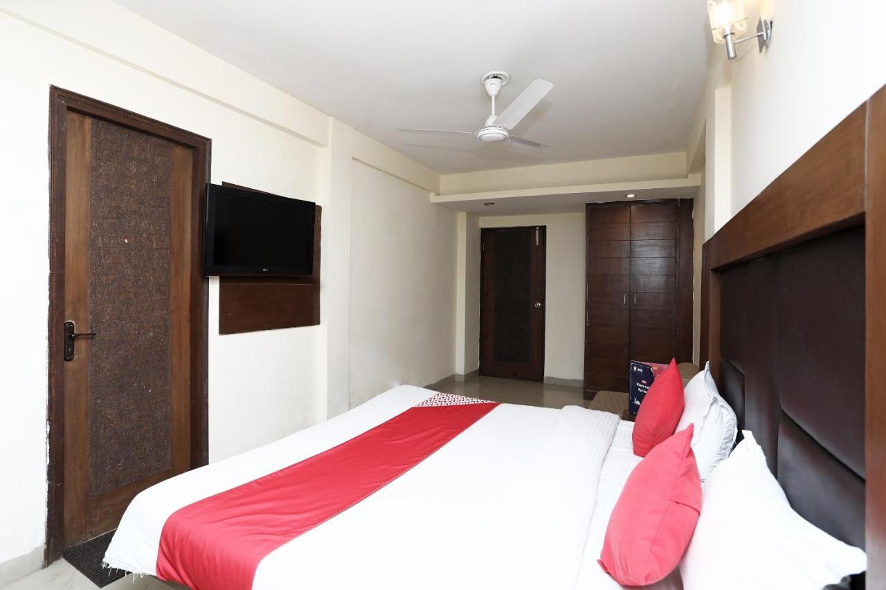 Oyo 4956 Hotel Maharaja Palace Κανπούρ Εξωτερικό φωτογραφία