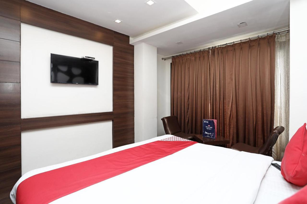 Oyo 4956 Hotel Maharaja Palace Κανπούρ Εξωτερικό φωτογραφία