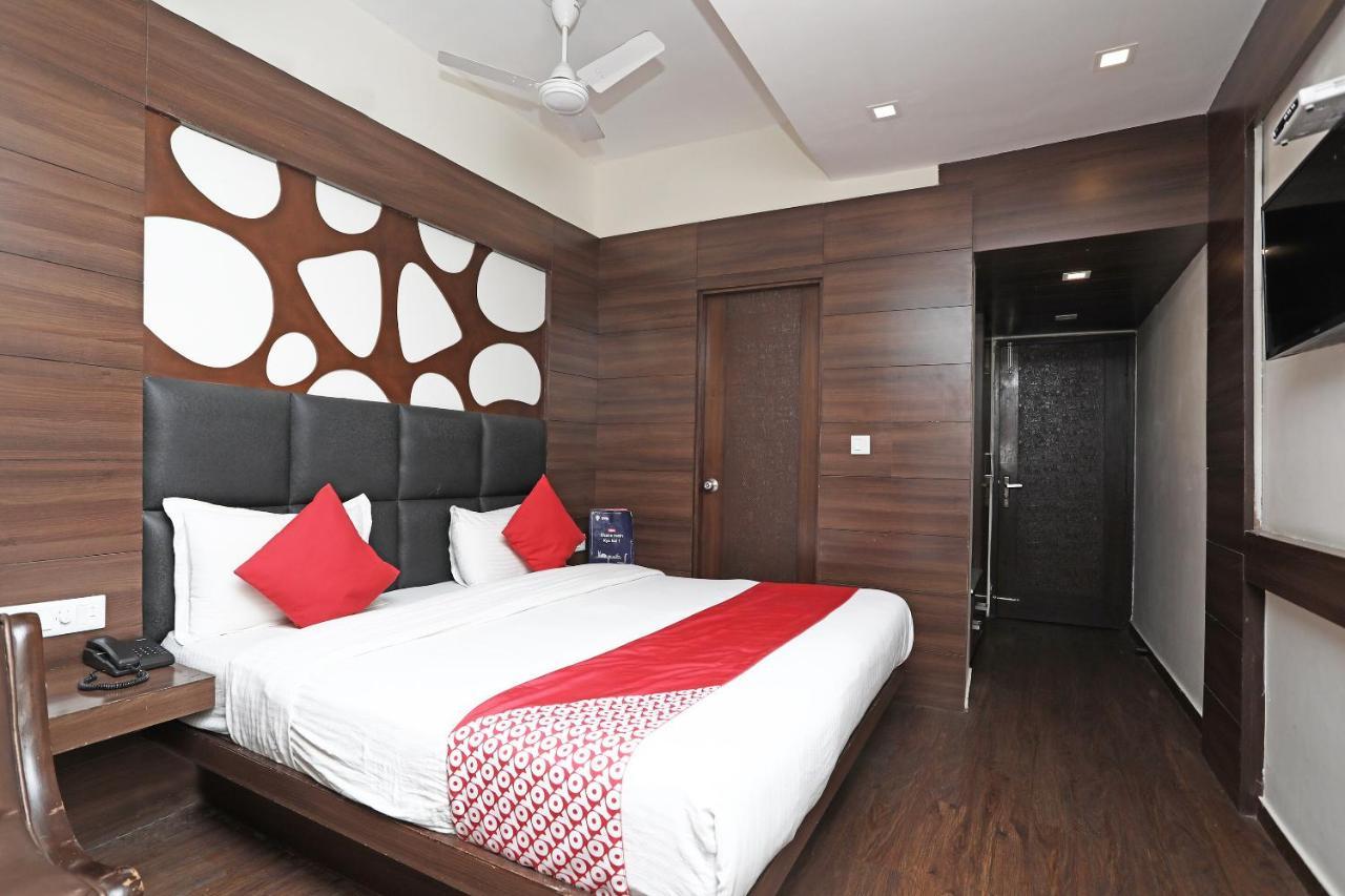 Oyo 4956 Hotel Maharaja Palace Κανπούρ Εξωτερικό φωτογραφία