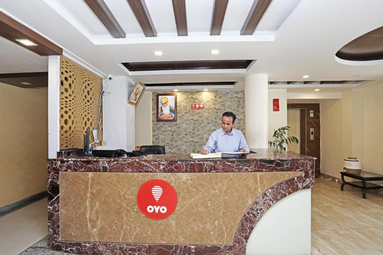 Oyo 4956 Hotel Maharaja Palace Κανπούρ Εξωτερικό φωτογραφία