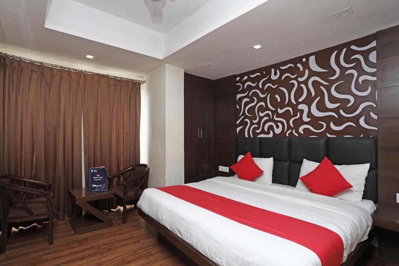 Oyo 4956 Hotel Maharaja Palace Κανπούρ Εξωτερικό φωτογραφία