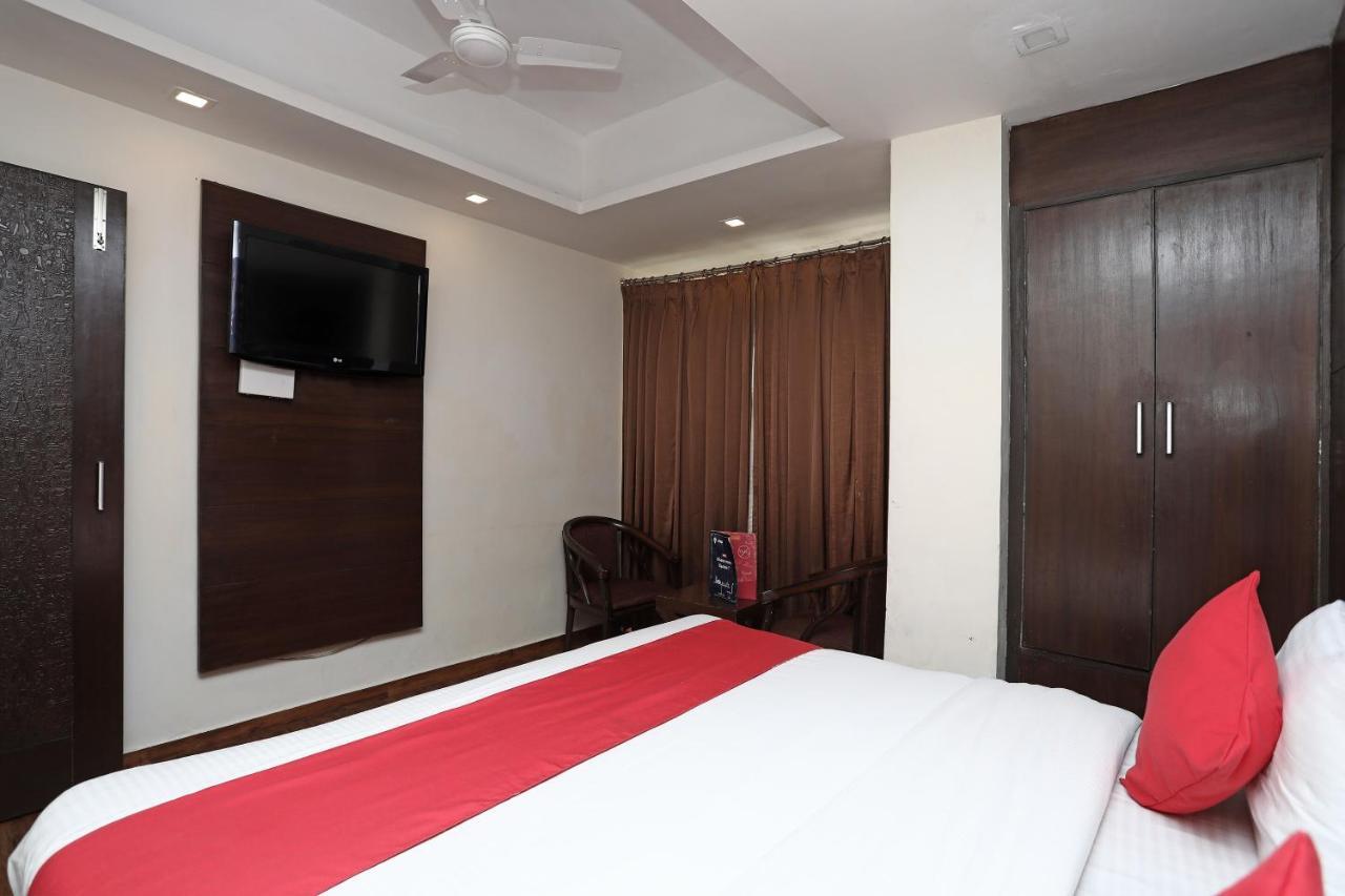 Oyo 4956 Hotel Maharaja Palace Κανπούρ Εξωτερικό φωτογραφία