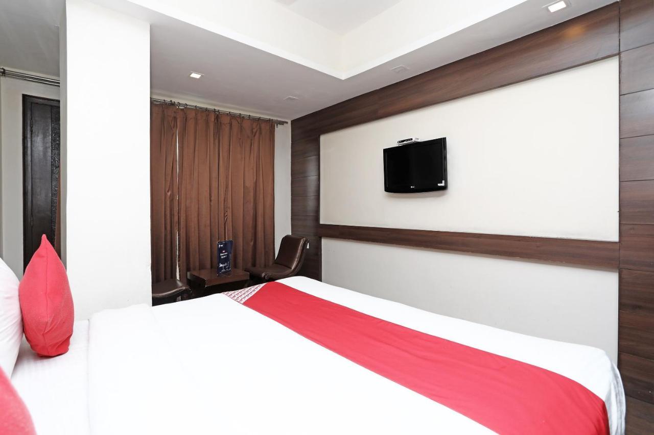 Oyo 4956 Hotel Maharaja Palace Κανπούρ Εξωτερικό φωτογραφία