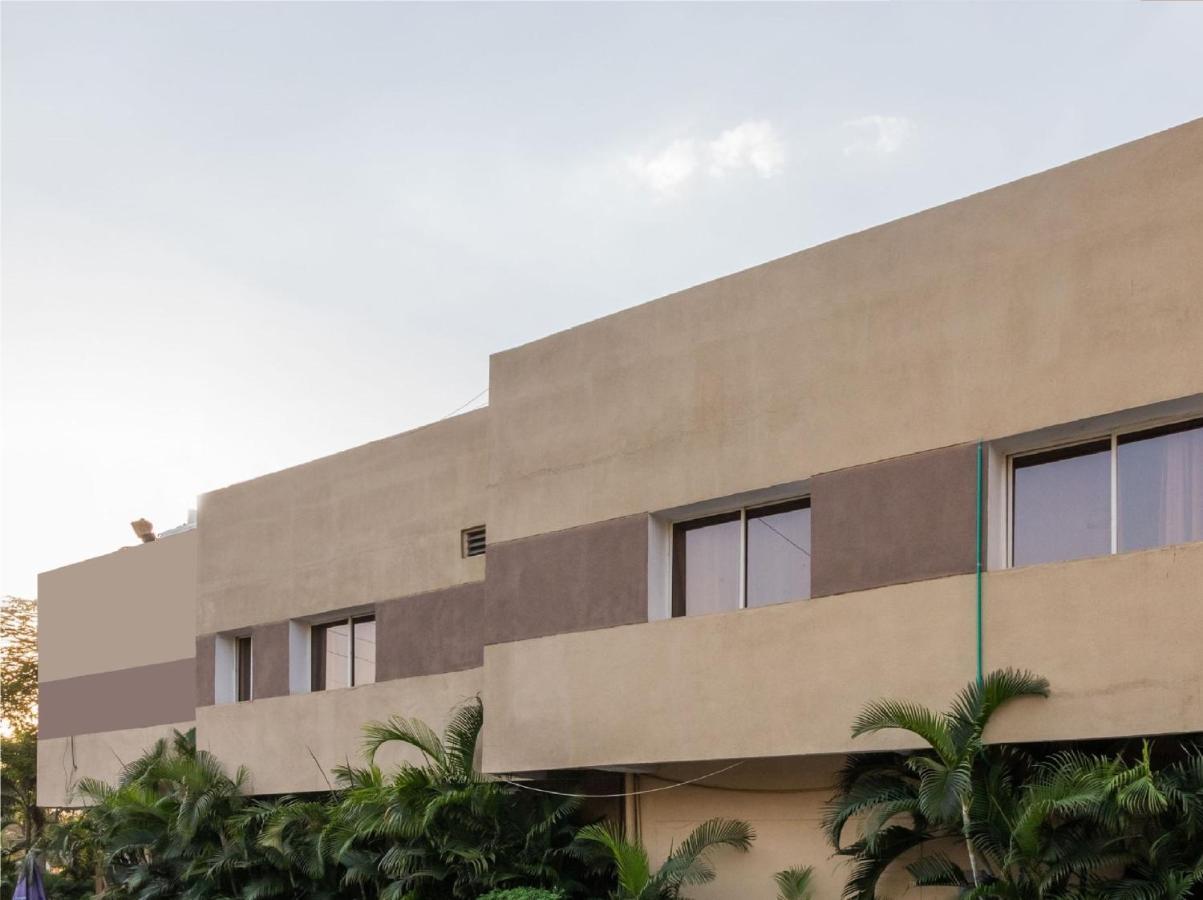 Oyo 4956 Hotel Maharaja Palace Κανπούρ Εξωτερικό φωτογραφία